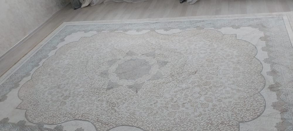 Кілем размері 3 × 4.