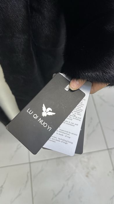 Продам норковую шубу, новая!