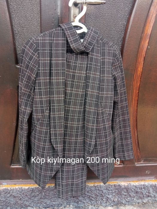 Kastyum Shim yengidey kòp kiyilmagan