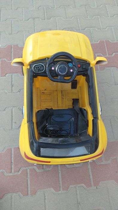 Vând mașinuța copii