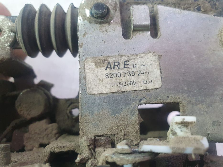 Broasca usa dreapta spate 8200735243 Dacia Sandero 1 [2008 - 2012]