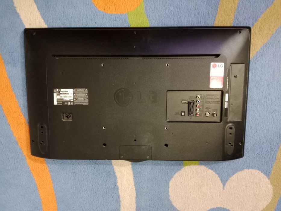 Б/У телевизор от LG