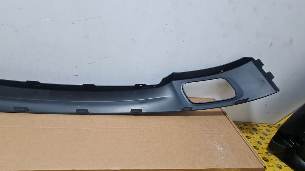Ornament NOU spoiler bara spate BMW 7 F01 F02 F04 7898890