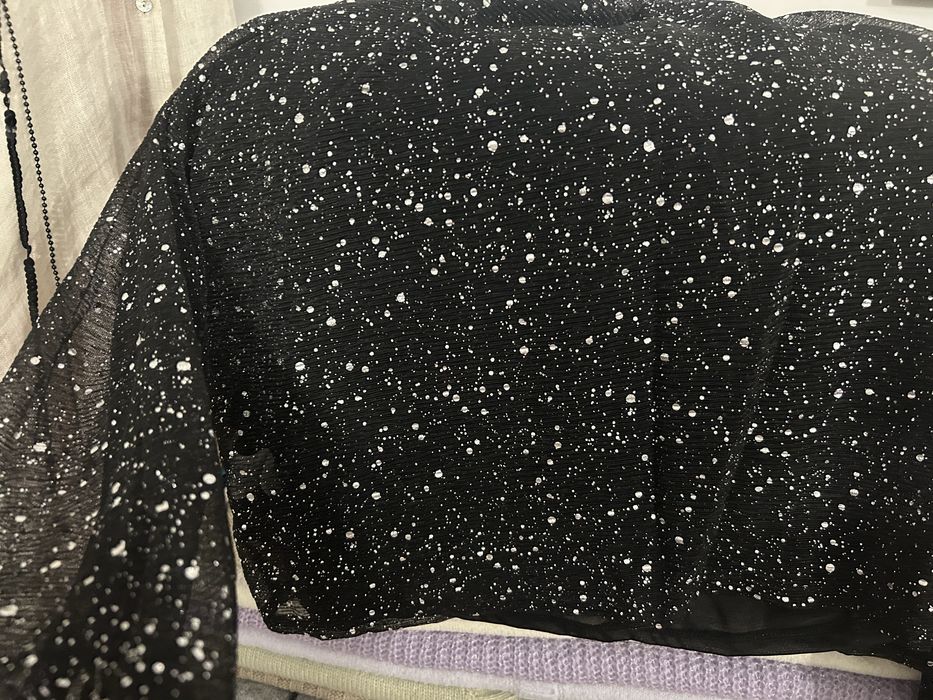 Vand bluza cu sclipici argintie