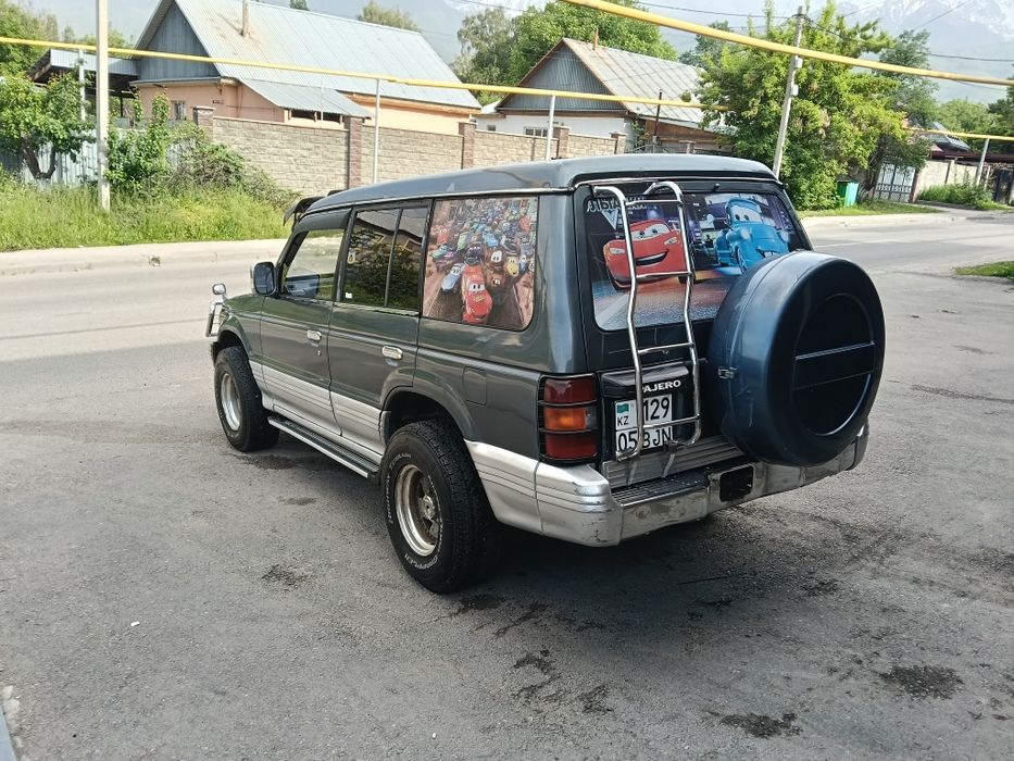 Продам Паджеро 2