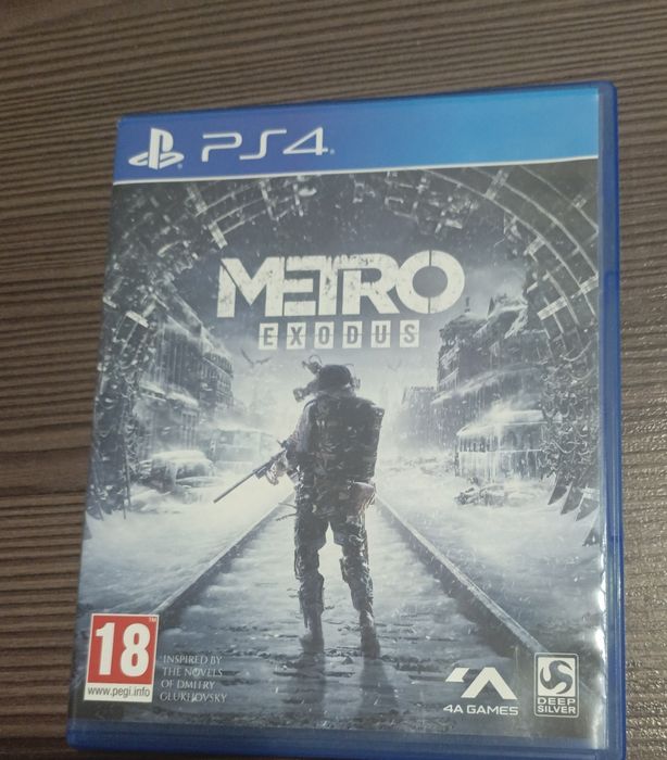 продам пс4 слим с метро эксодус