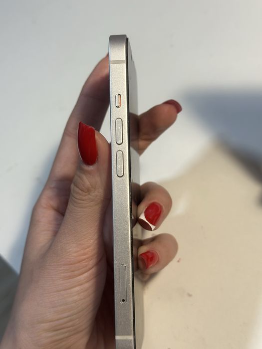 13 айфон белый  128гб