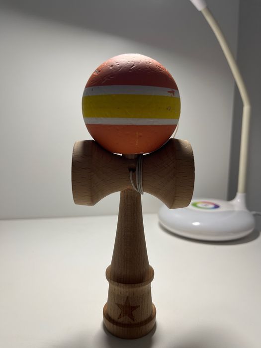 Vand 2 kendame (pretul nu este negociabil)