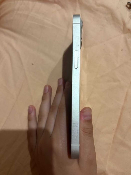 Телефон apple 13
