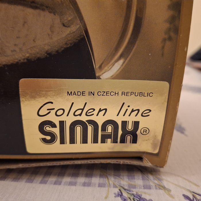 Винтидж сервиз за чай от фино,тънкостенно огледално огнеупорно стъкло.