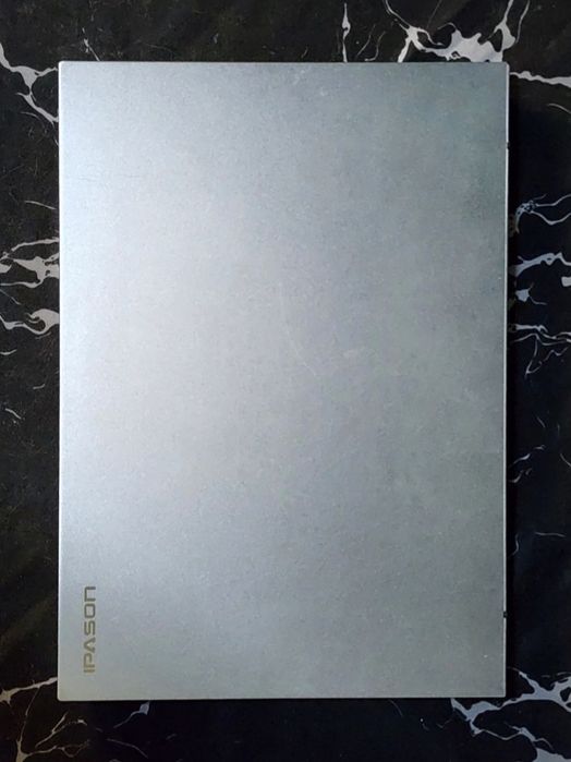 Продам ноутбук Ipason