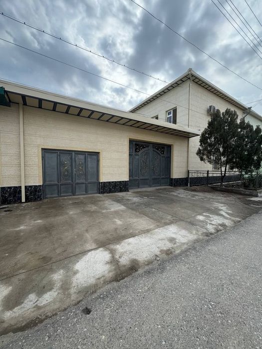 Продаётся двухэтажный коттедж .