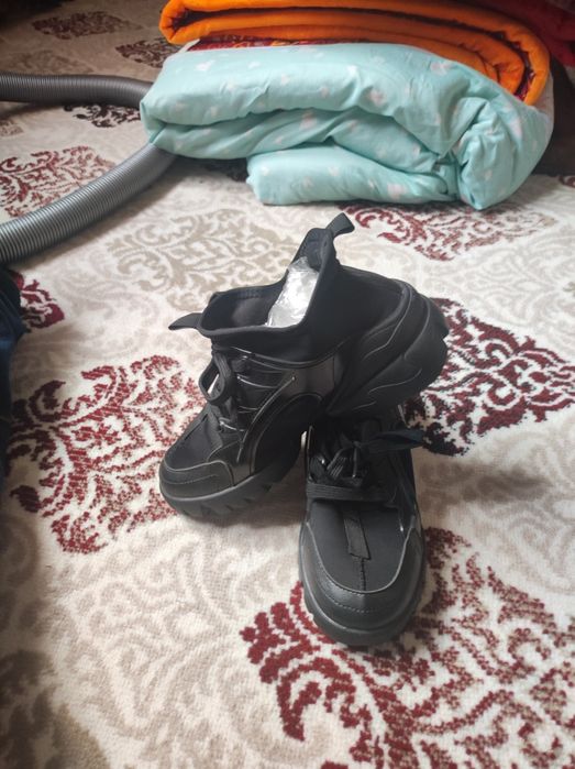 Обувь мужская и женская