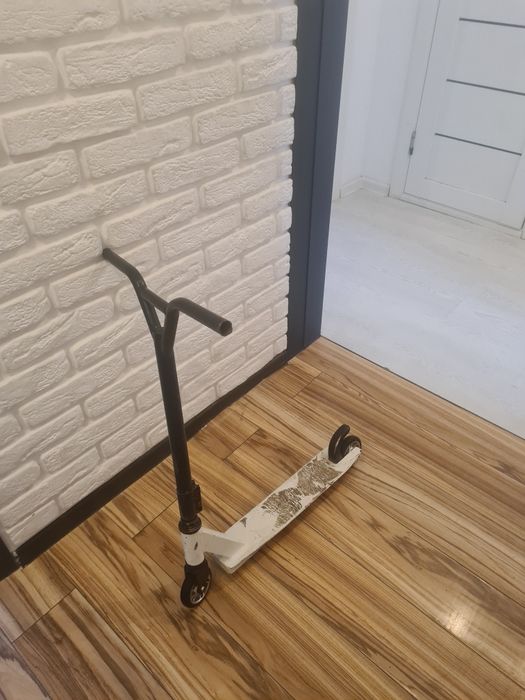Самокат трюковой