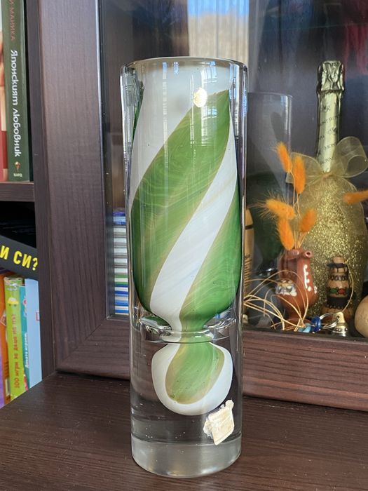 Ваза от калиево стъкло