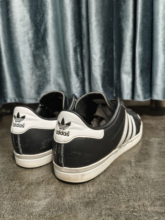 Оригинальные кроссовки Adidas