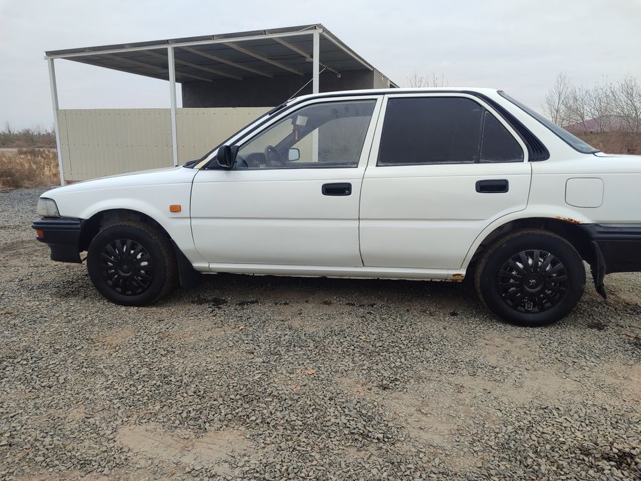 Toyota Corolla sotiladi