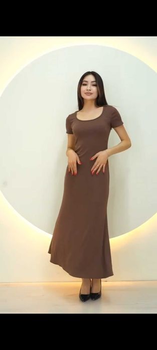 Платья по фигуре, новые, оптом и штучно