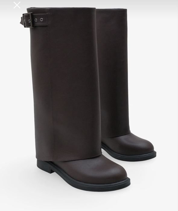 Кафяви ботуши. Интересен модел