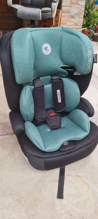 Scaun auto pentru copii.