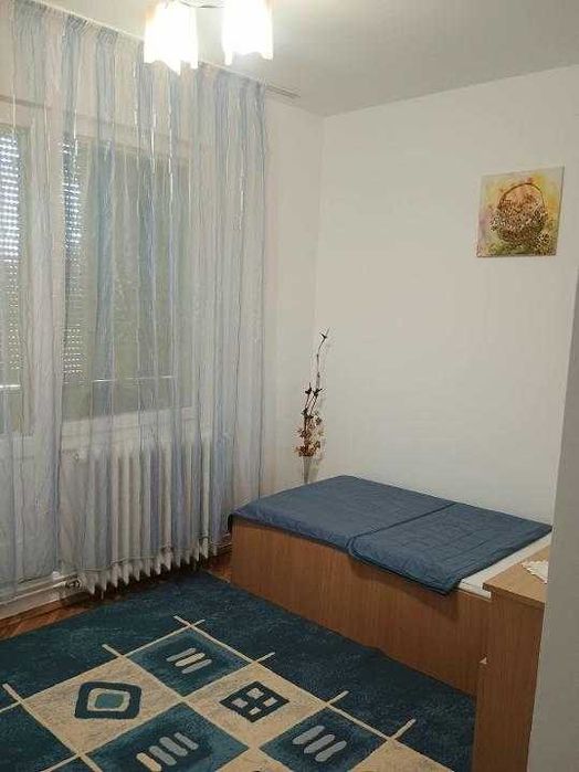 Inchiriez apartament 3 camere conf. 1 la pret de doua camere imediat ocupabil