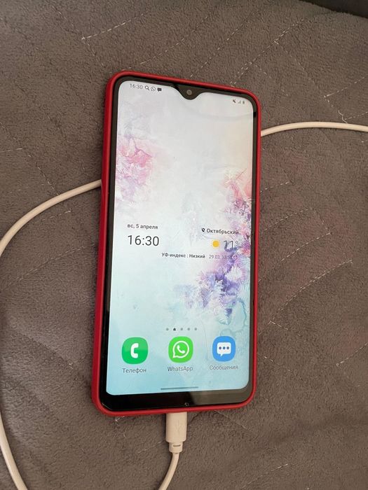 Продам телефон самсунг а10