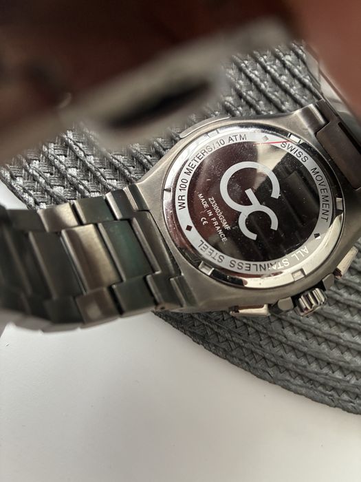 Часовник Guess Gc Collection Swiss