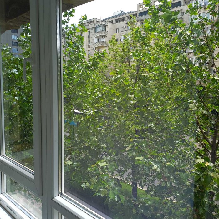 Inchiriez 2 camere ultracentral