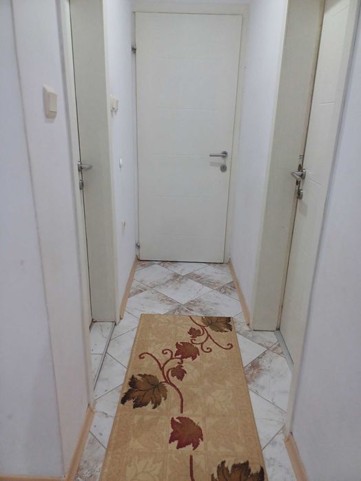 Продава се Двустаен апартамент в Разград, Промишлена зона - Изток - 65 кв.м за 871795 €/кв.м - Снимка #2