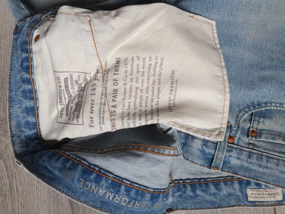 Blugi LEVI'S 511 Slim Performance - Marime W34 L30 (Talie 91 cm)