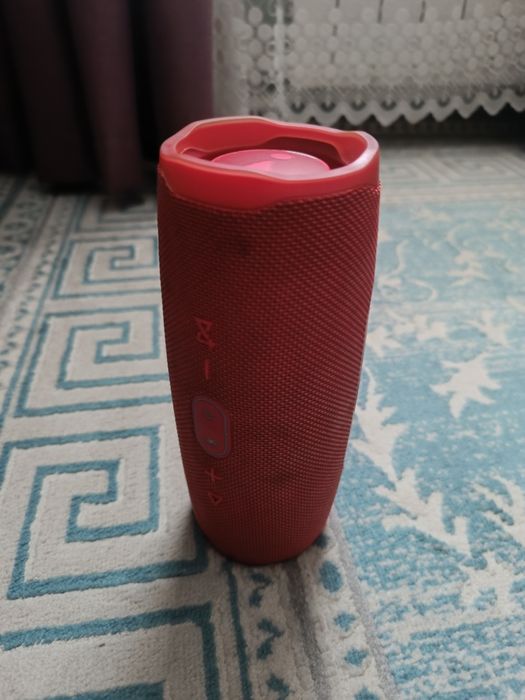 колонка JBL charge 4
