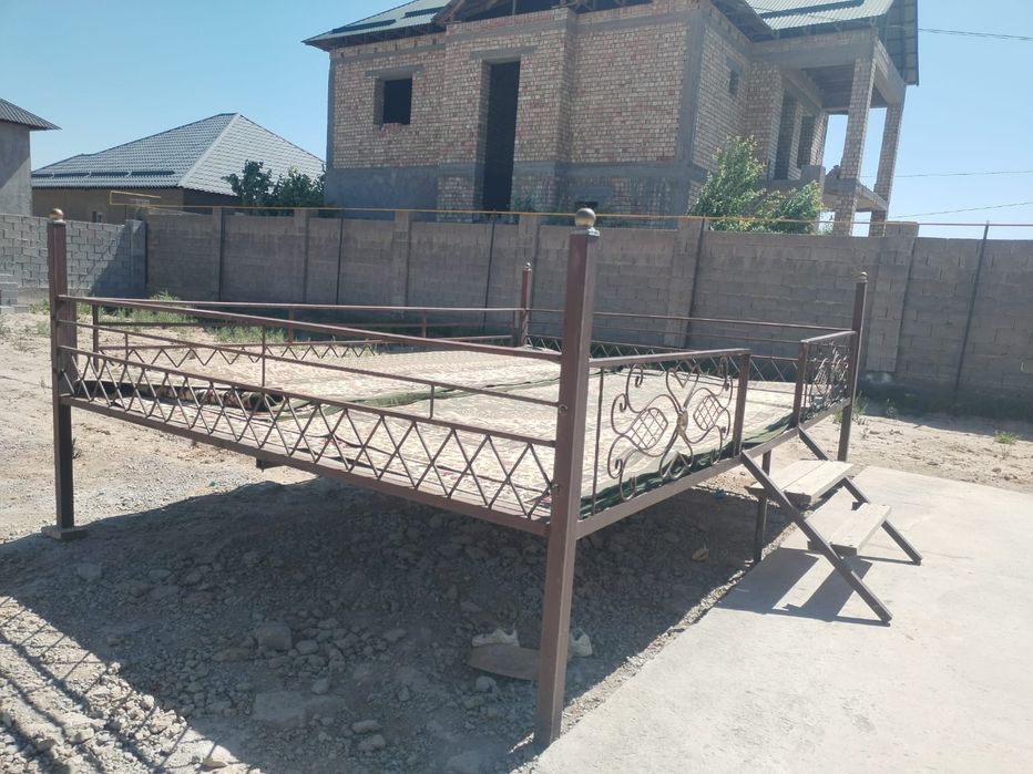 Тапчан Тапчан Тапчан