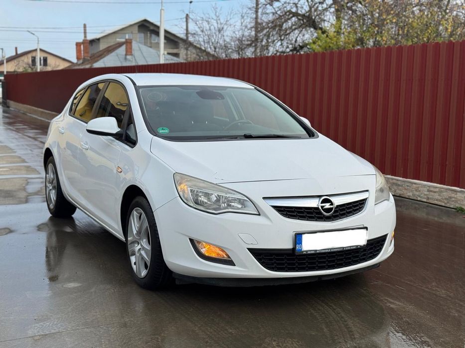 Opel Astra J • 2011 • Euro 5