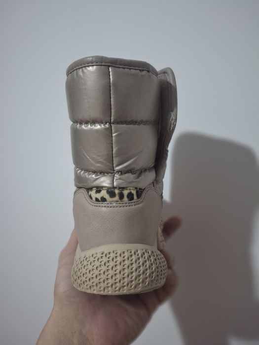 Детские сапожки.