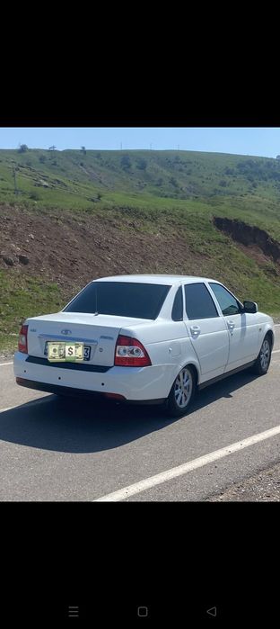 Приора сатылады срочно