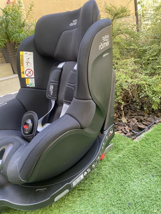 Scaun auto Britax Römer DUALFIX, cu bază ISOFIX și rotire 360°