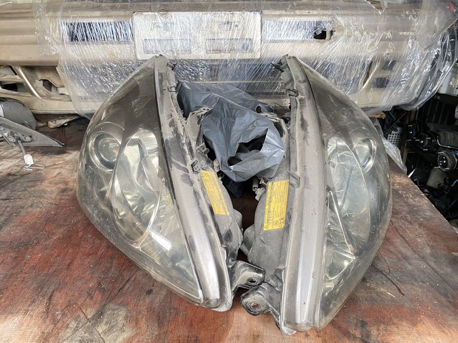 Передние фары на Lexus ES330 рестайлинг