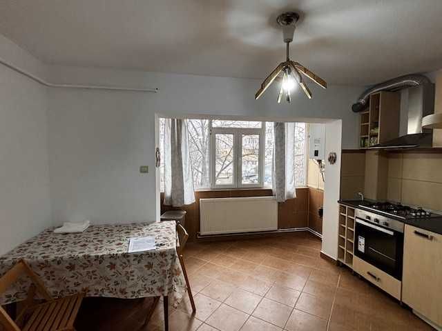 Inchiriez apartament 4 camere, Nae Leonard, S-uri, liber
