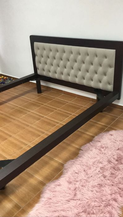 Vând paturi matrimoniale aduse din italia  ramase de la un hotel