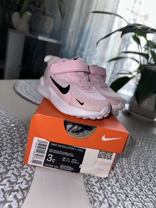 Nike Revolution 7 TDV