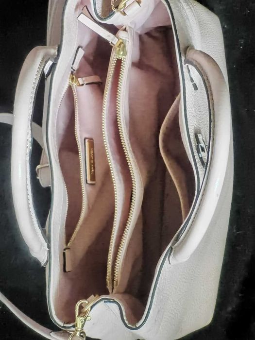 Geanta roz dama mana umar piele naturala Tory Burch