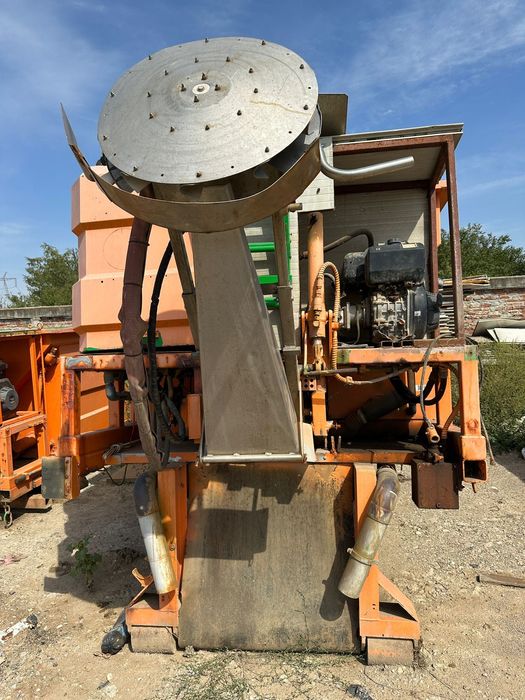 Lama deszapezire hidraulica Sărăriță Schmidt DESZAPEZIRE