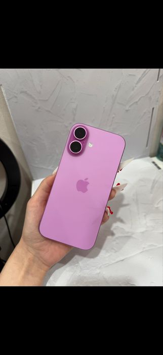 СРОЧНО ПРОДАМ айфон 16 256 гб