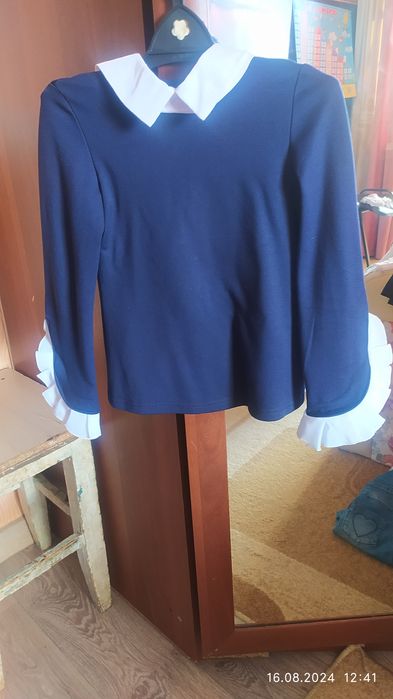 Продам школьные вещи