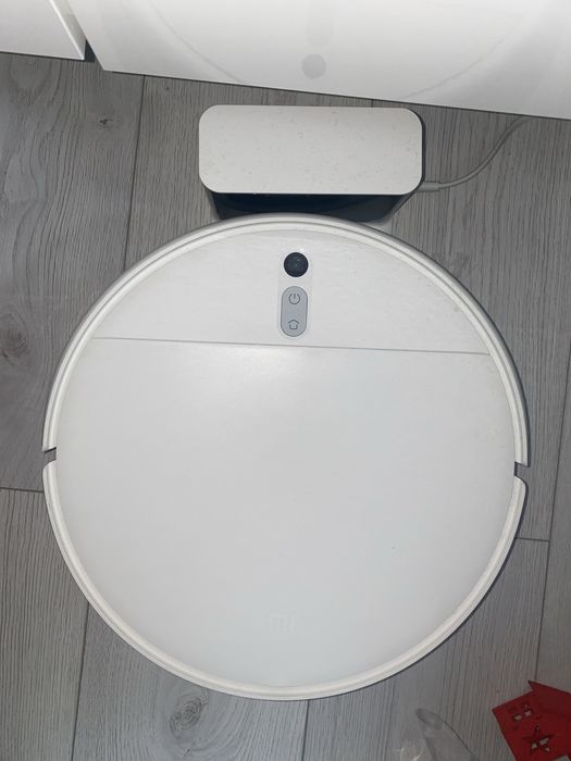 Robot aspirator xiaomi - stare foarte buna de functionare