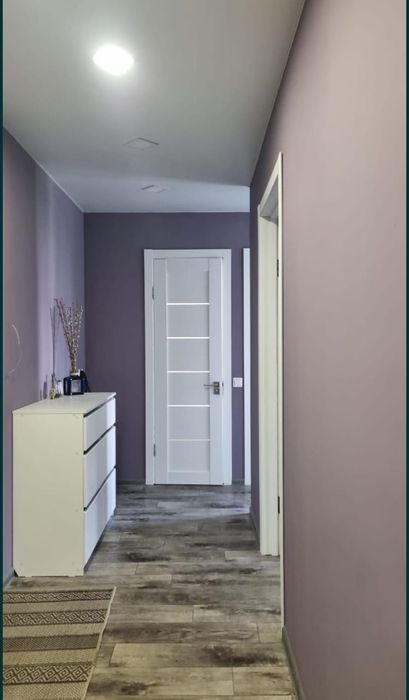 Поклейка Обоев. Косметический ремонт.