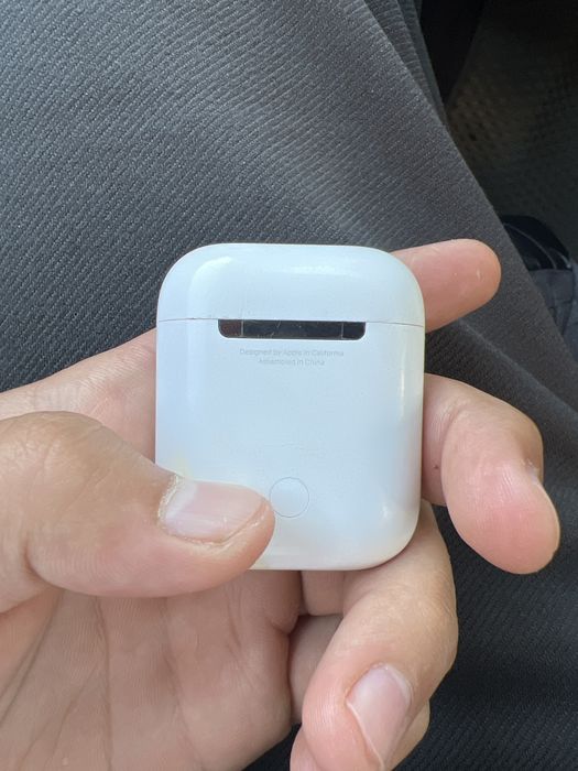 Продаю air pods 2 , оригинал б/у