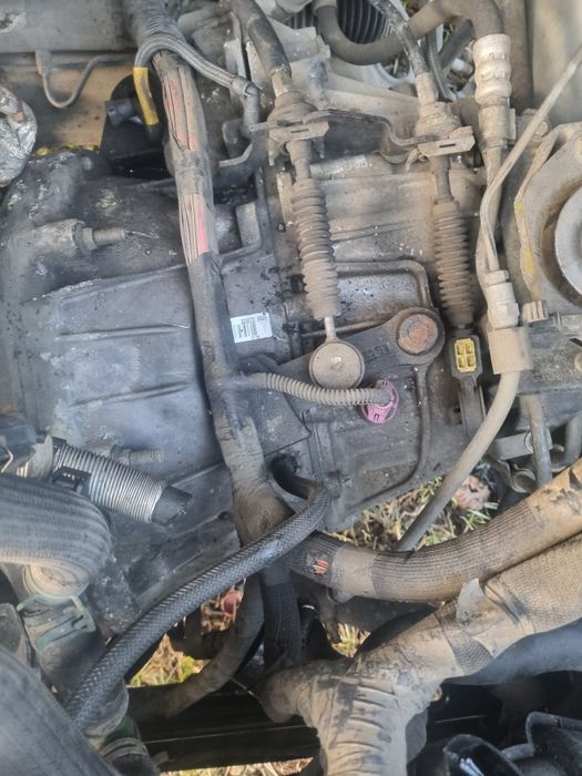 Cutie viteze renault trafic 2.0 dci 6 trepte cod cutie pf6030  ..