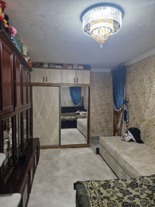 Сдается 3 х комнатная кварира в районе Октябрь