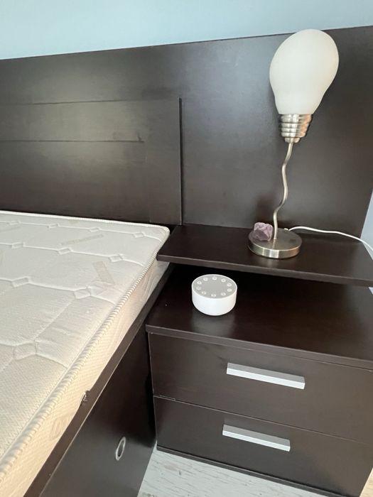 Спалня с матрак Дормео